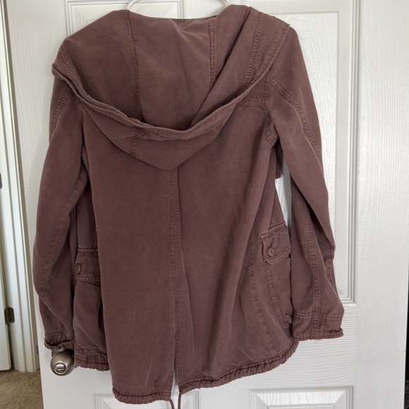 AE Jacket - Picture 4 of 4